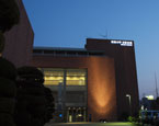LED 間接照明　　徳島大学日亜会館